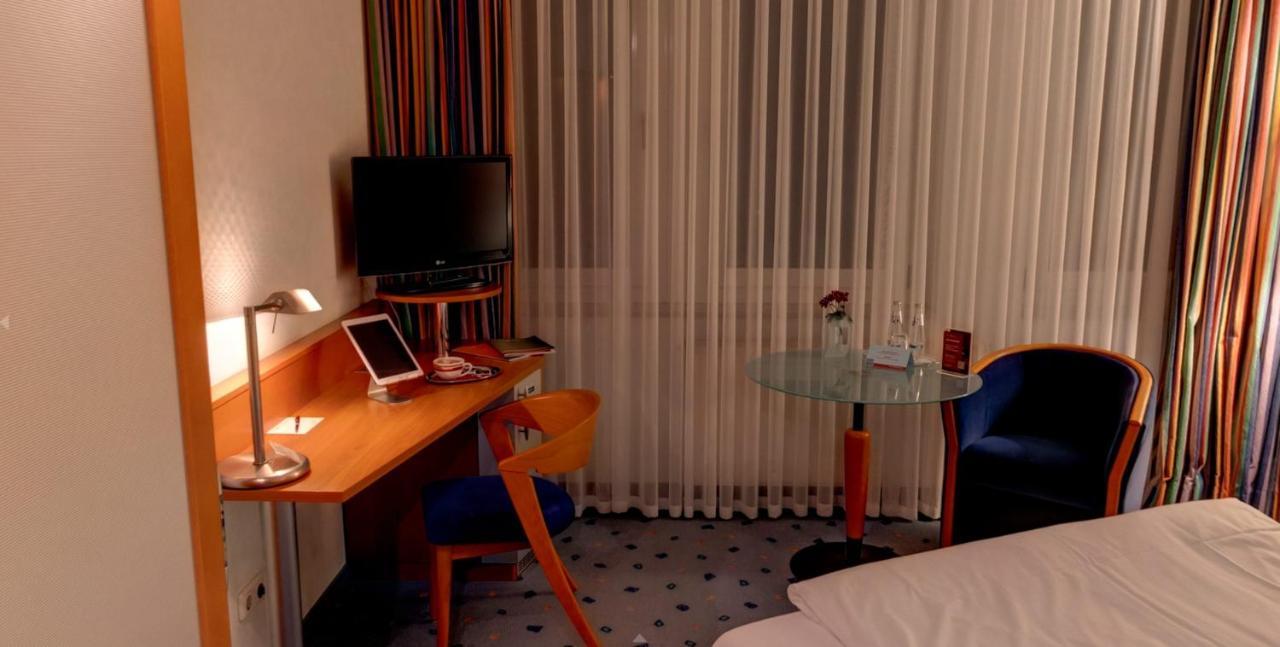 Business-Hotel Artes Chemnitz Bagian luar foto