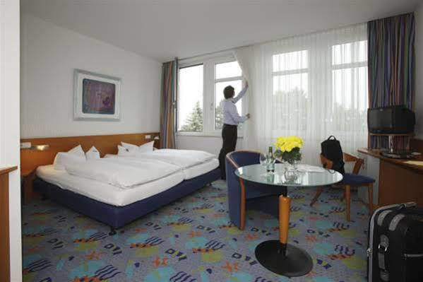 Business-Hotel Artes Chemnitz Bagian luar foto
